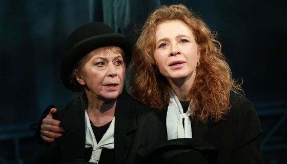 Спектакль «Две дамочки в сторону севера»