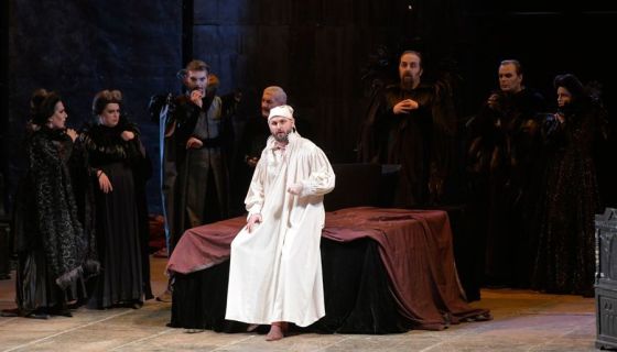 Оперы «Сестра Анжелика» и «Джанни Скикки»