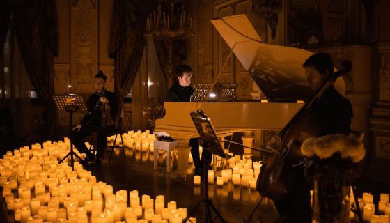 #В_Свечах: неоклассика в Особняке Елисеевых