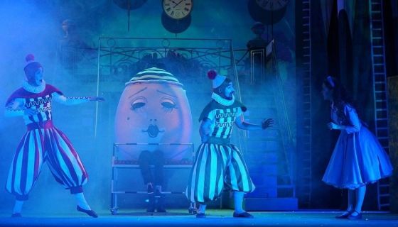 Опера «Алиса в Зазеркалье»