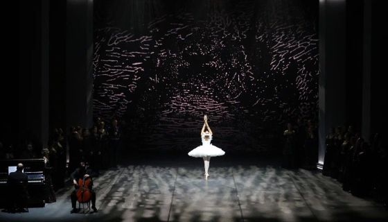 Опера «Дама с камелиями»