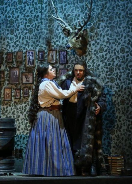 Опера «Девушка с Запада»
