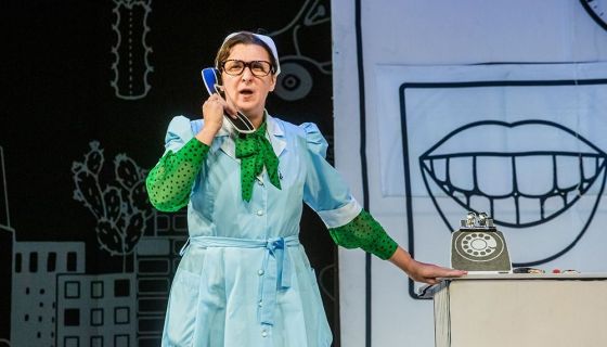 Спектакль «Неслужебный роман»