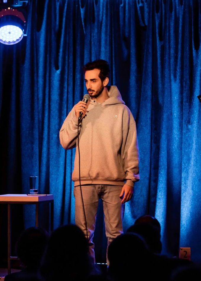Premium Stand-up