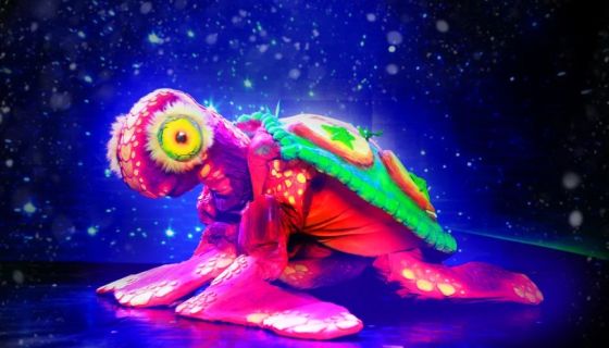 Шоу «Яйцо динозавра»