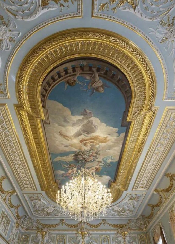 Экскурсия по парадным залам особняка Серебрякова