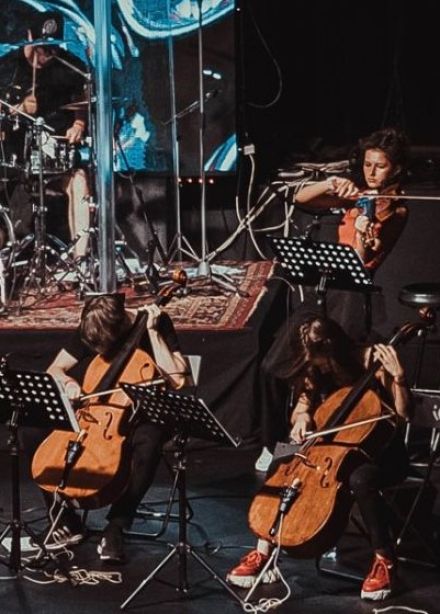 Hard Rock Orchestra. Twenty One Pilots