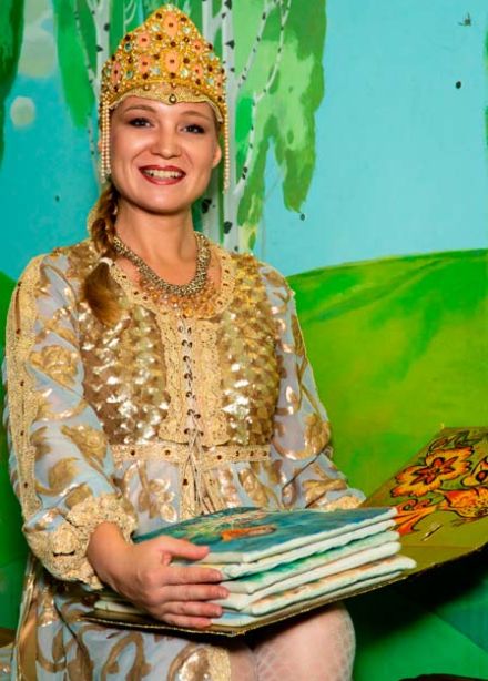 Спектакль "Волшебное путешествие по русским сказкам"