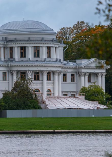 Елагин остров - вдоль островов по рекам и каналам с открывающимся видом на Финский залив