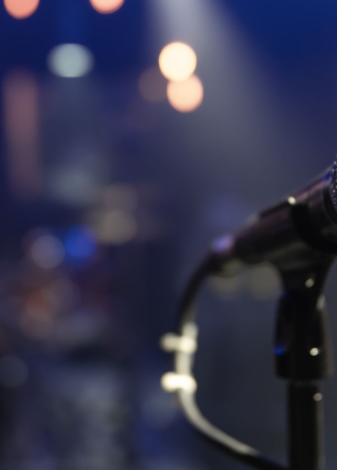 Юля Чеснокова