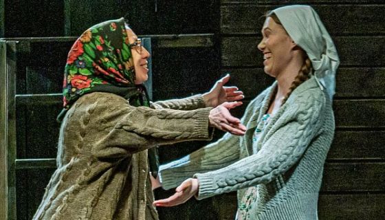 Спектакль «Любовь и голуби»