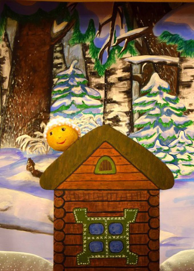 Колобок и ёлочные игрушки