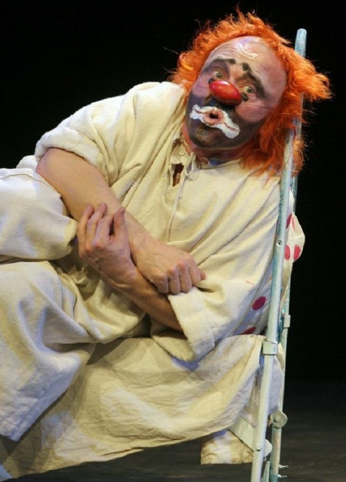 Спектакль «Летите и пилите»