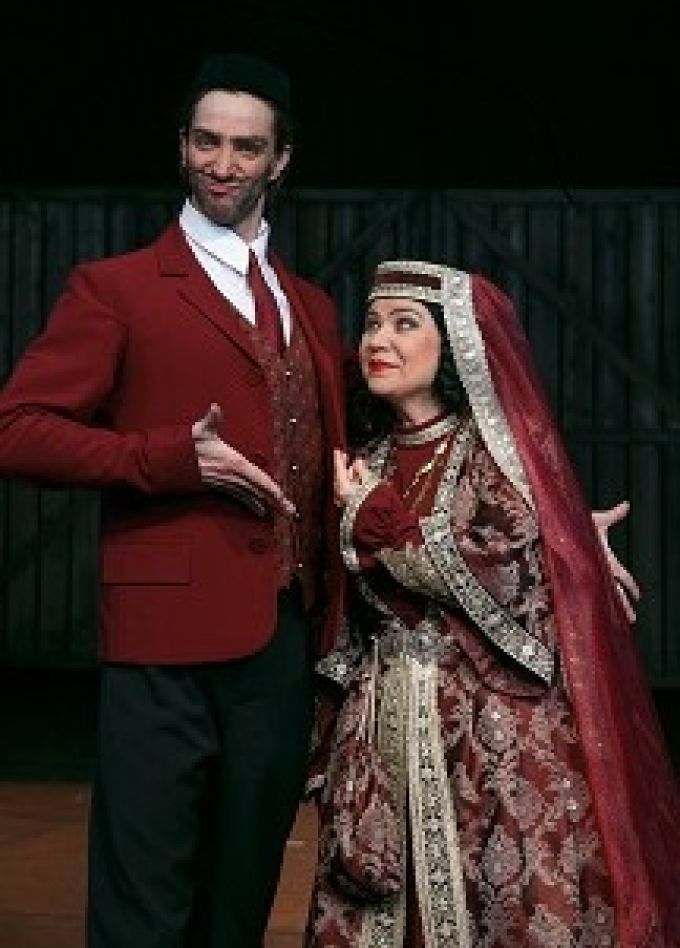 Спектакль «Ханума»