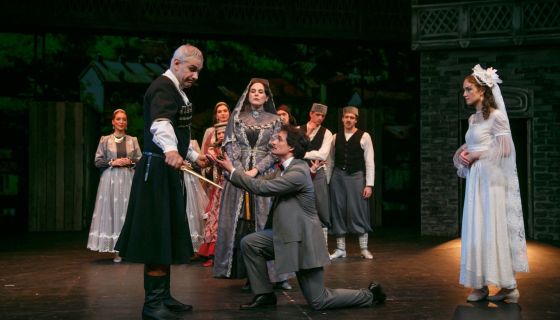 Спектакль «Ханума»