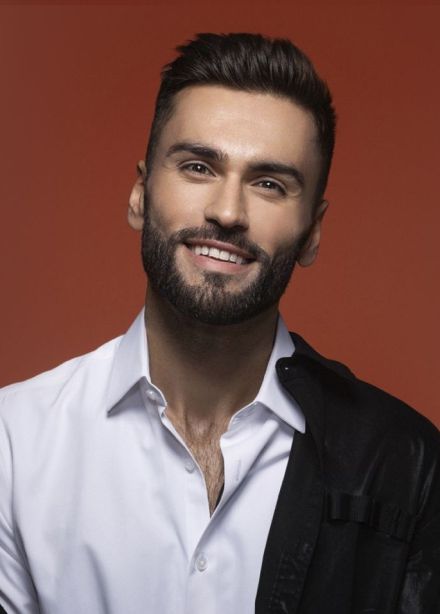 Нодар Ревия