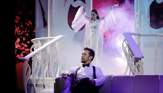 Спектакль «Неугомонный дух»