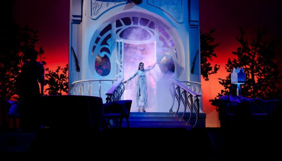 Спектакль «Неугомонный дух»