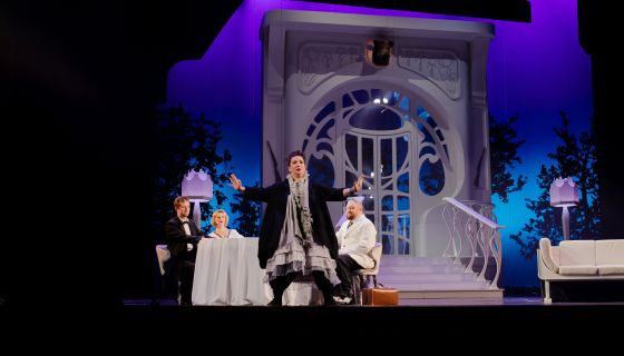 Спектакль «Неугомонный дух»