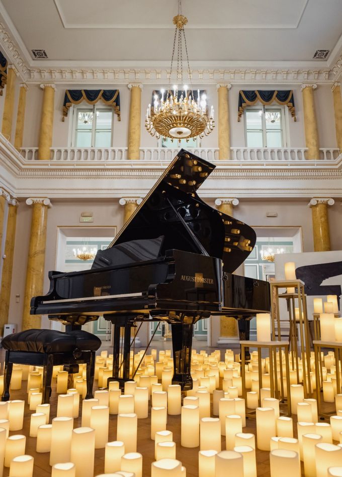 #В_свечах: шедевры классики в усадьбе Державина