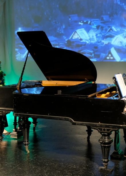 Винтаж на два рояля