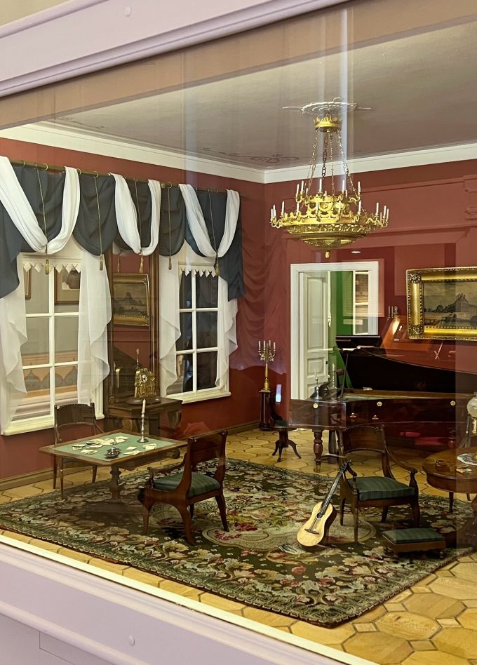 Не дом, а игрушечка!