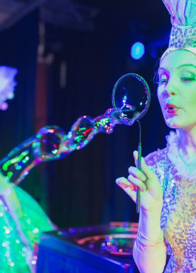 Шоу мыльных пузырей