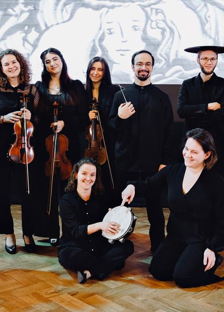 Маленькая Баба Яга