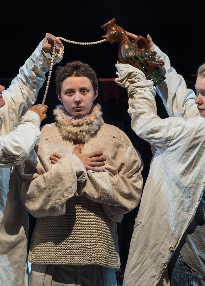 Немножко слишком одиноко