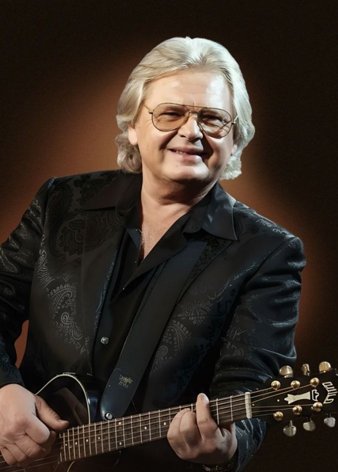 Юрий Антонов