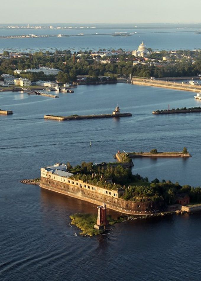 Большое путешествие — Петергоф, Кронштадт и форт Константин