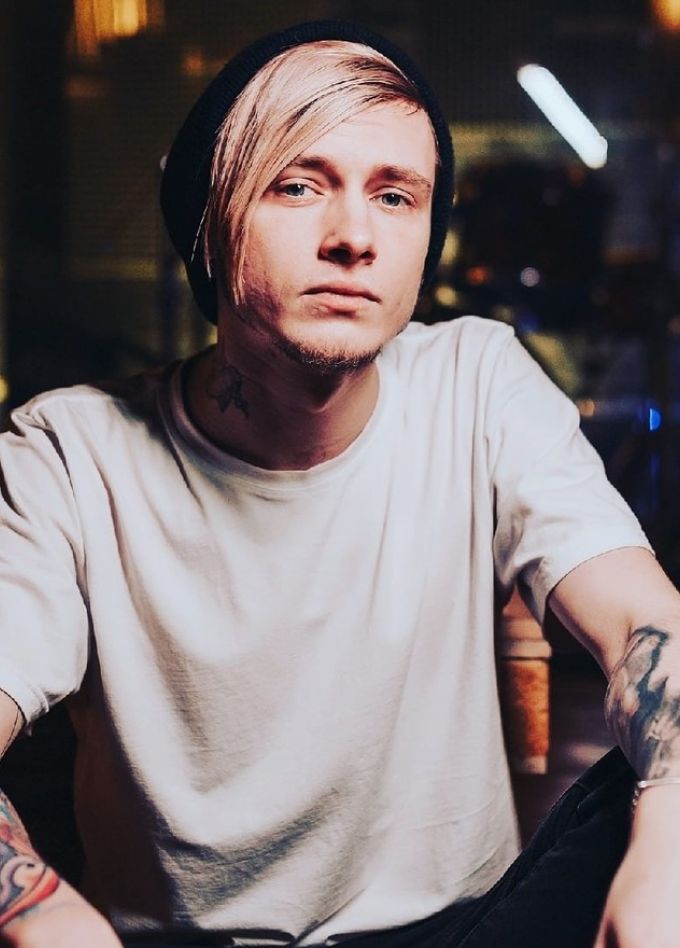 .and sex in the mini country.