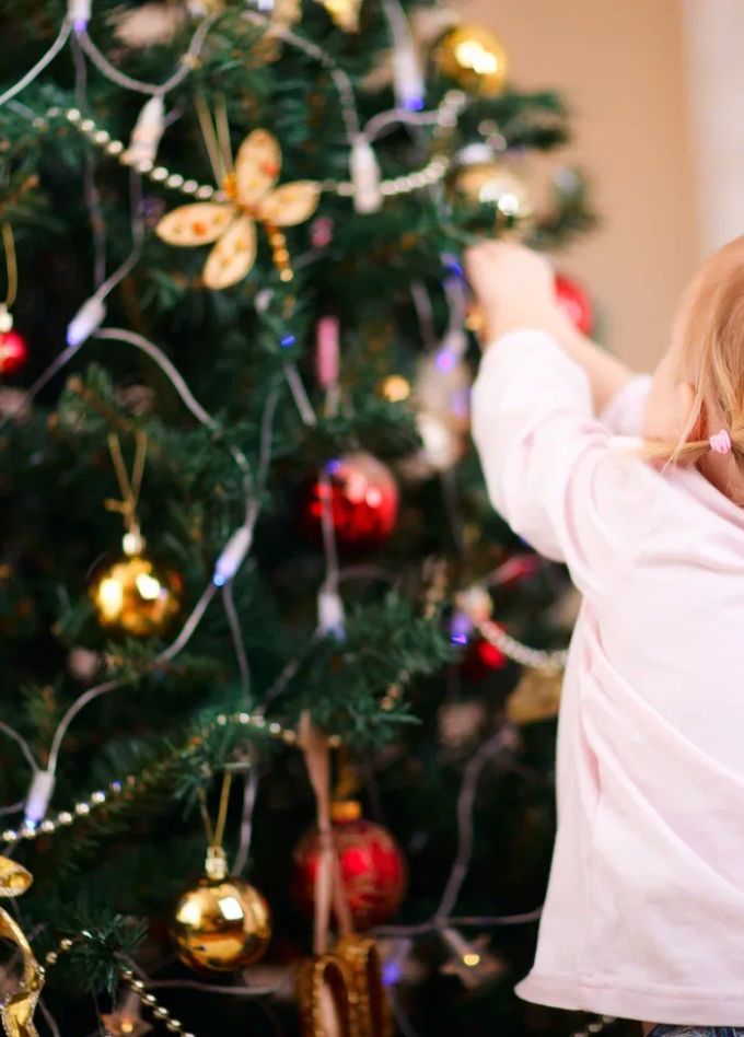 Маша у гномов на ёлке