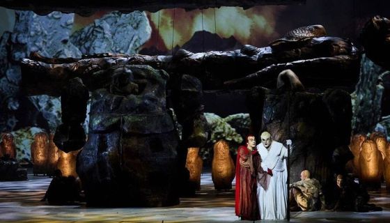 Опера «Золото Рейна»