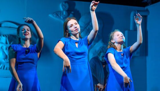 Спектакль «Семью восемь»