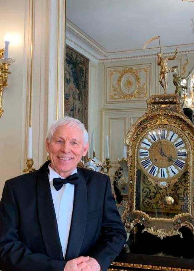 Жемчужины русского романса из Парижа в исполнении Виталия Романова