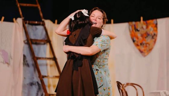 Спектакль «Любовь и голуби»