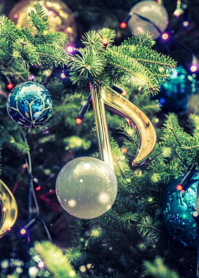 Концерт «В ритмах Нового года»