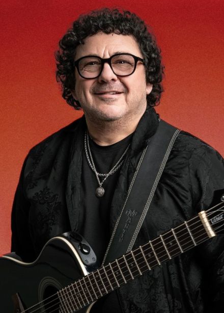 Игорь Саруханов