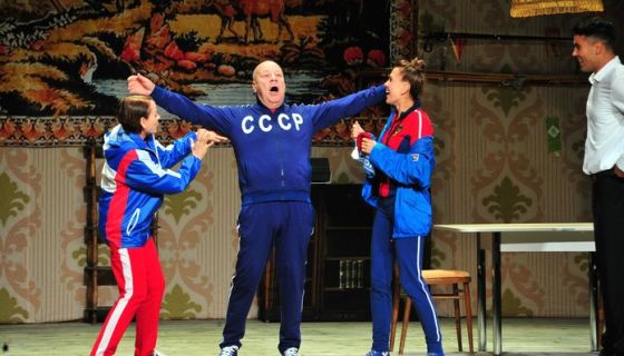 Спектакль «Розыгрыш», Тихвин