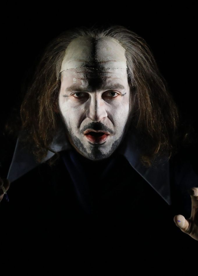 Гамлет. Ширма