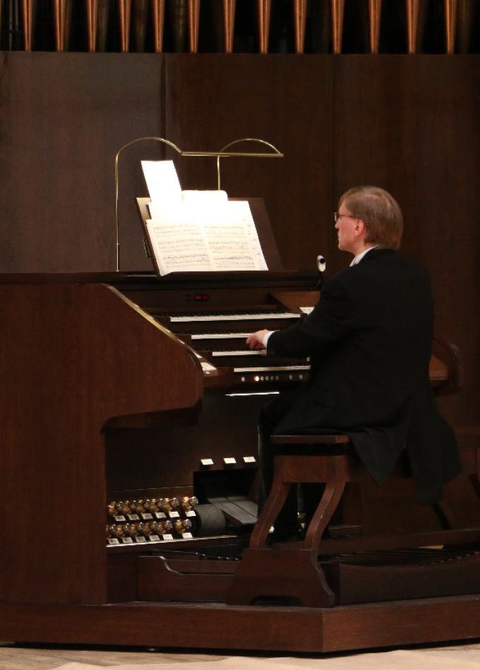 Орган. Новые времена