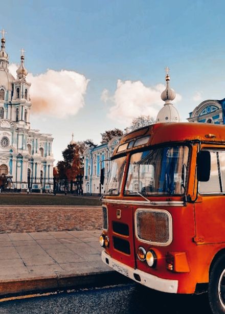 Экскурсия на ретроавтобусе по советскому Ленинграду