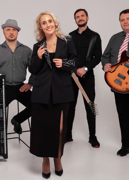 Квартет Анны Штейн. Живая музыка в баре