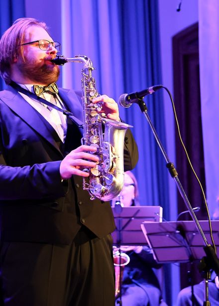 Мировые шедевры на саксофонах при свечах