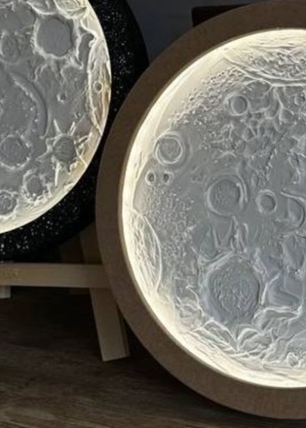 Луна светильник от Artvibes. Рисуем с видом на Исакий