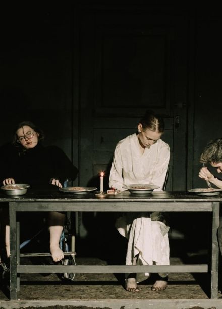 Я в костюме человека