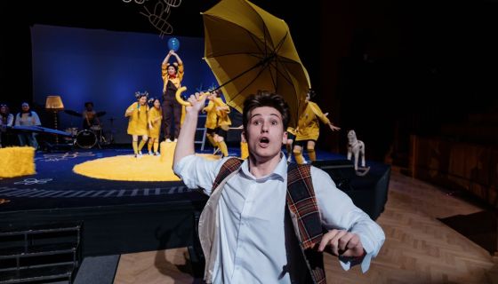 Спектакль «Кто ходит в гости по утрам?»