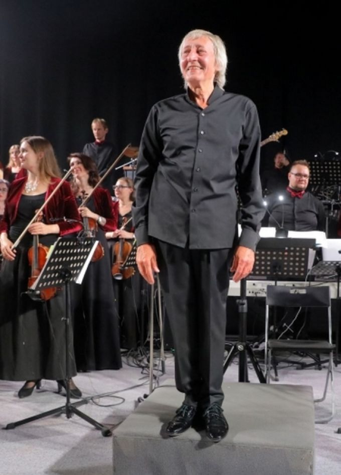 Праздничный концерт "Сентиментальный романс"