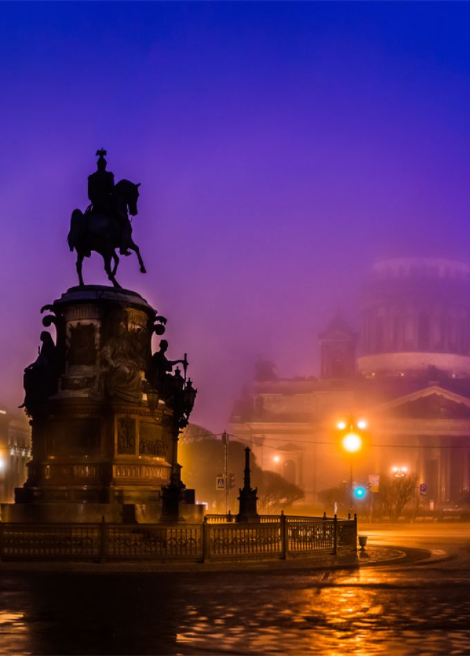 На автобусе по вечернему Петербургу